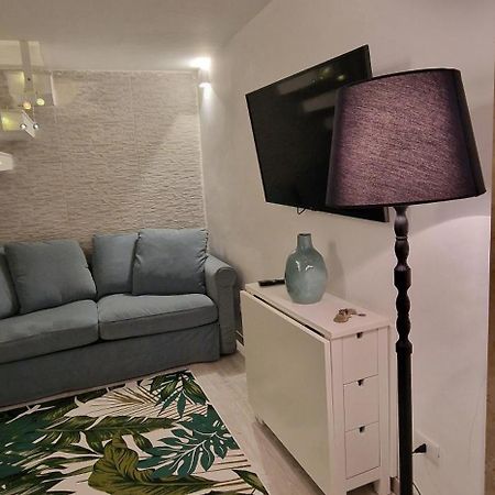 Case Di Paola Via Crisanzio Bari Eksteriør billede