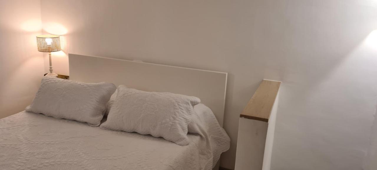 Case Di Paola Via Crisanzio Bari Eksteriør billede