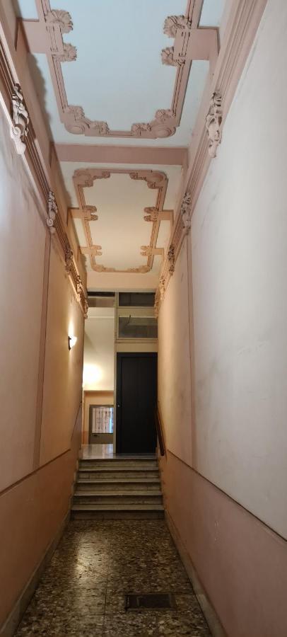 Case Di Paola Via Crisanzio Bari Eksteriør billede