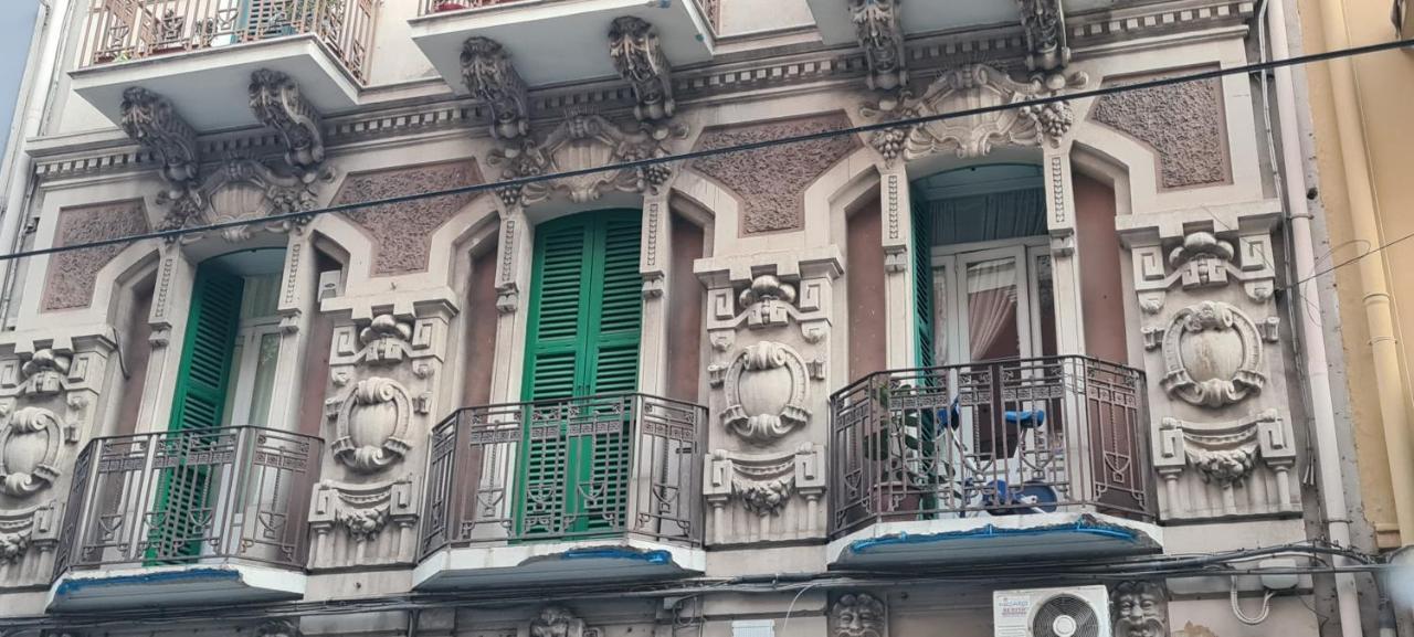 Case Di Paola Via Crisanzio Bari Eksteriør billede